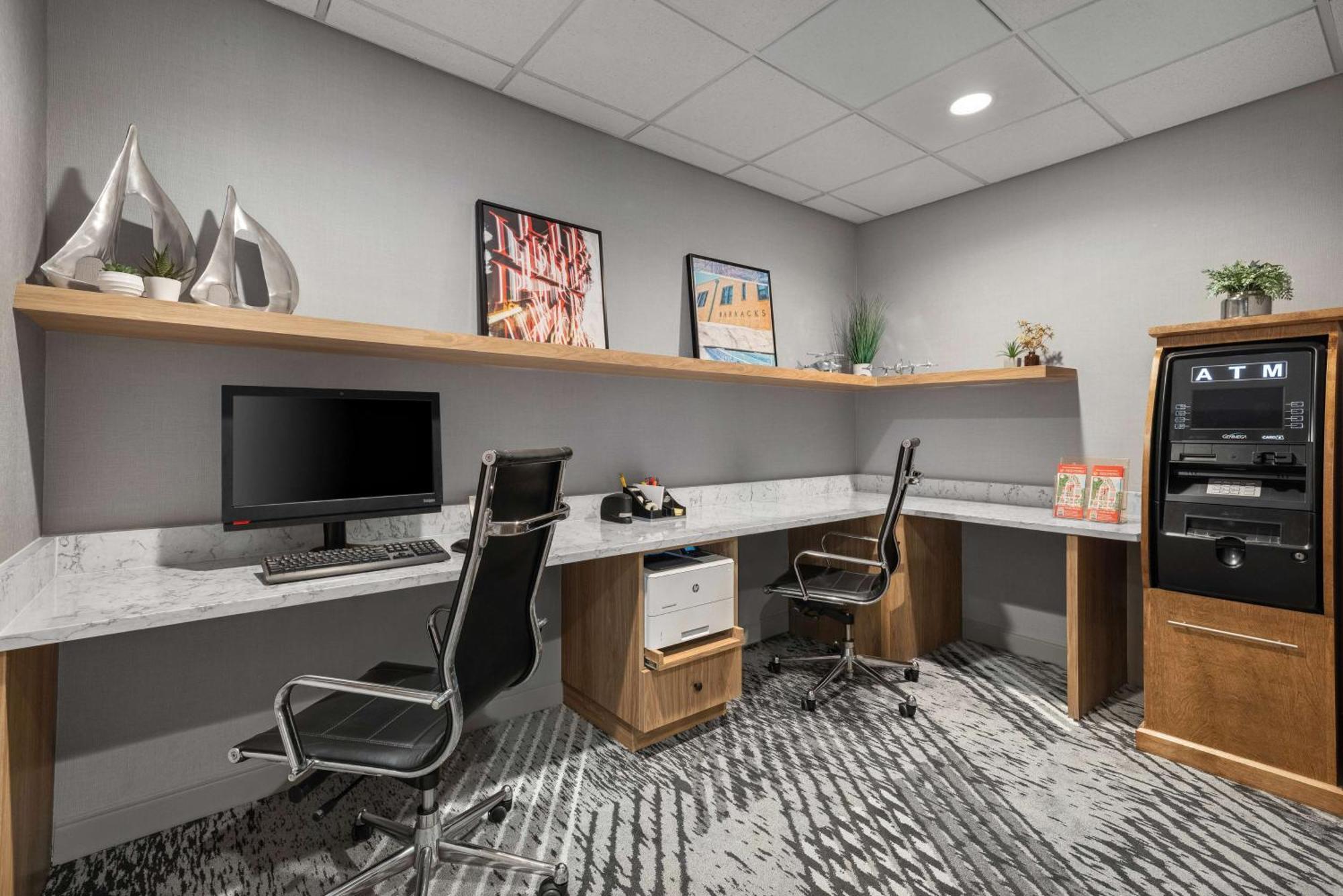 Homewood Suites By Hilton San Diego Airport-Liberty Station Zewnętrze zdjęcie